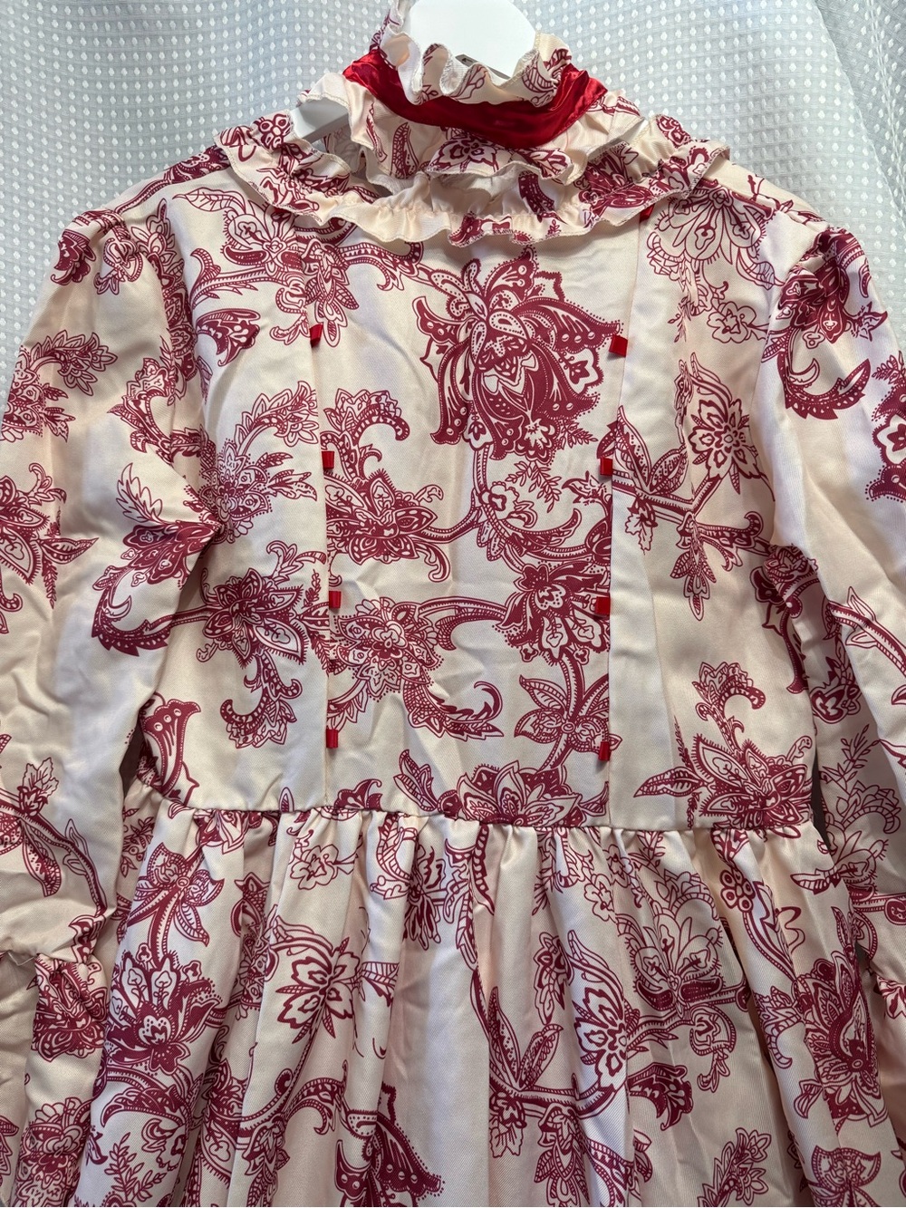 Red & Cream Floral Satin-Trim Women's costume dress - Picture 5 of 7